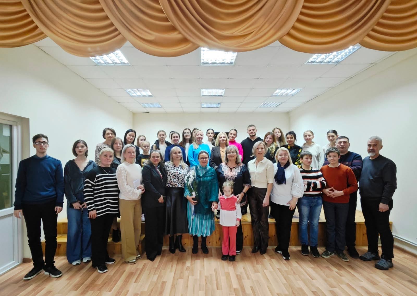  33bcc253-a642-4e43-a172-71d3b4f59139